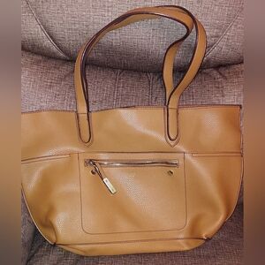 Elegant Tutilo Tan Leather Tote Bag